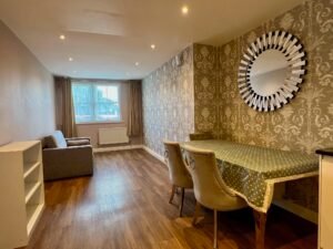 Flat , Perry Court, – Old London Road, Kingston upon Thames